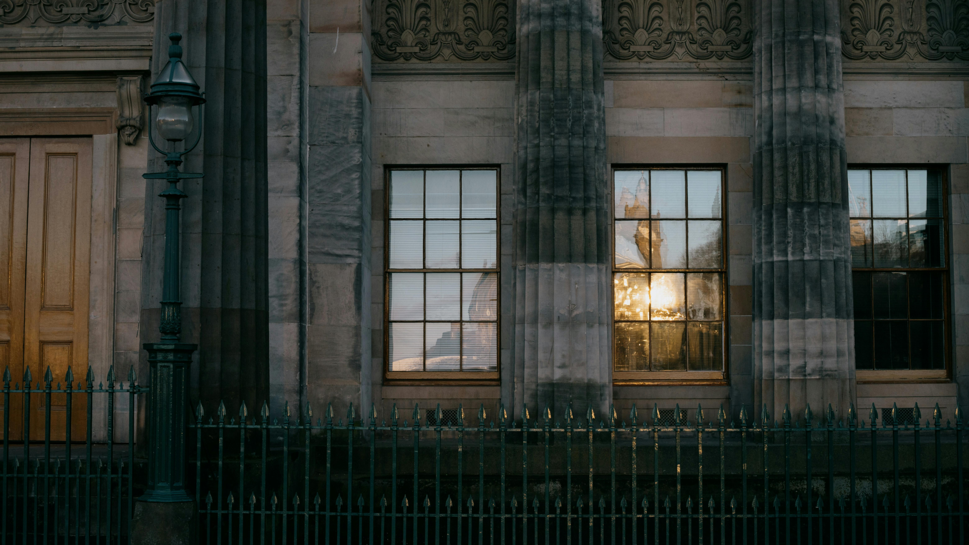 Understanding Factoring Contracts- What Landlords Need to Know